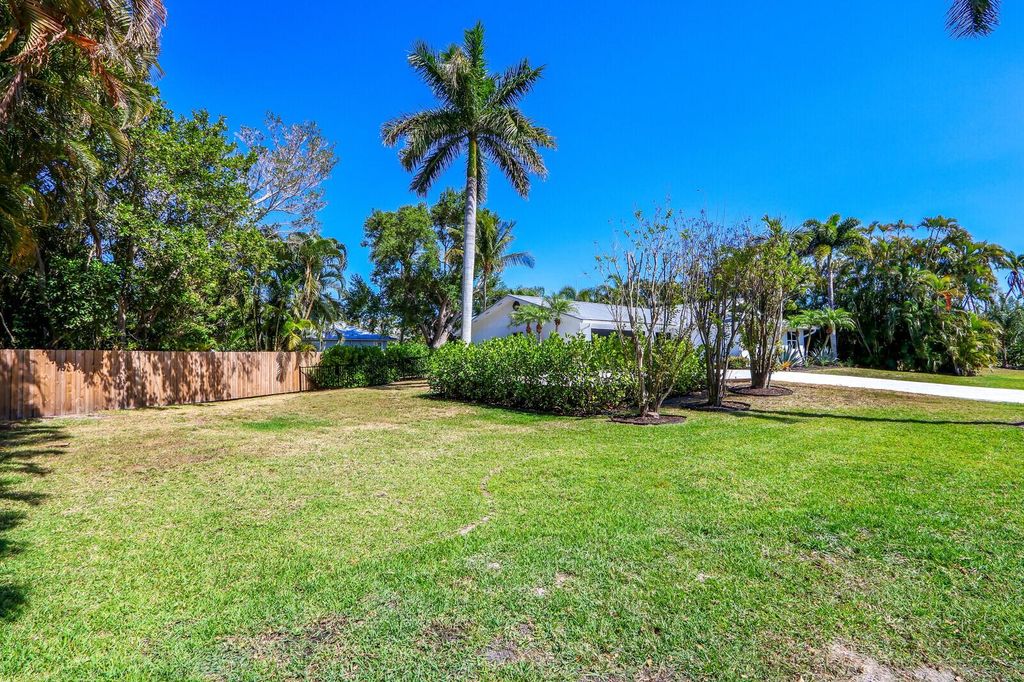 Photo of 96 S Sewalls Point Road, Sewalls Point, FL 34996 (MLS # R11059952)