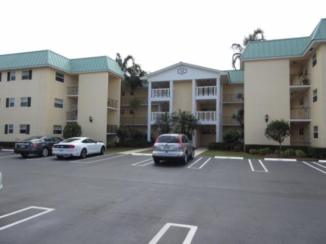 COLONIAL CLUB CONDO SEC 2 - Residential