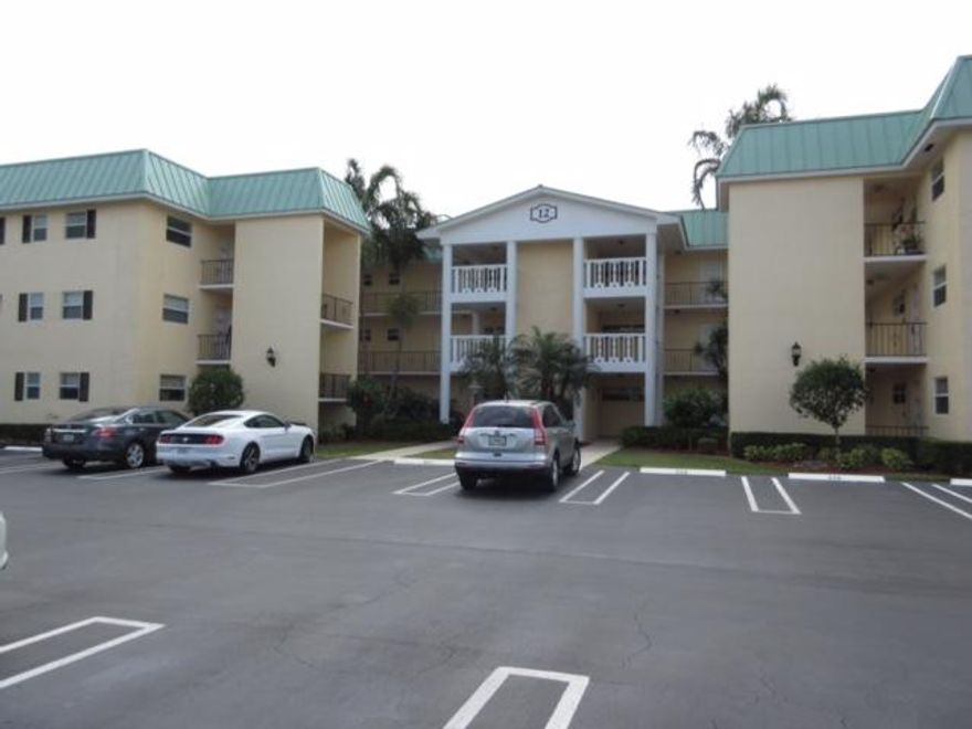 2 Bedroom 2 bath condo located in a active Intracoastal Resort Style Community.  Condo features Hurricane Impact windows, tile throughout, new AC, split bedrooms lots of closets and remodeled bathroom.  Colonial Club is on the intracoastal waterway, close to beaches and minutes to Atlantic Ave- Downtown Delray Beach, restaurants and entertainment.