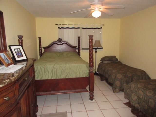 COLONIAL CLUB CONDO SEC 2 - Residential