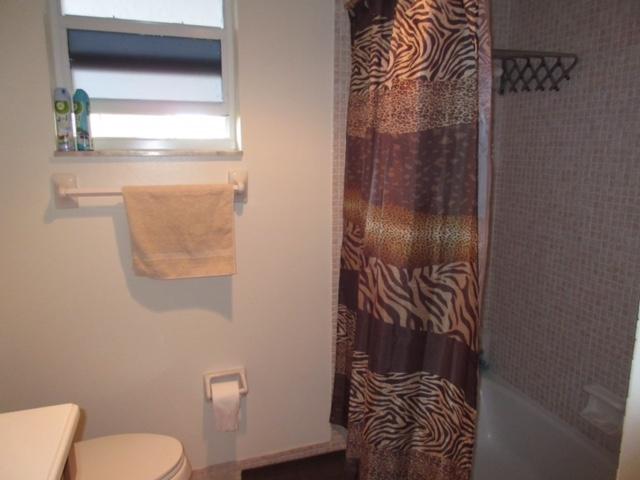 COLONIAL CLUB CONDO SEC 2 - Residential