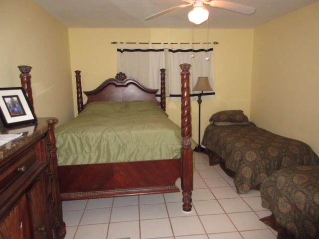 COLONIAL CLUB CONDO SEC 2 - Residential