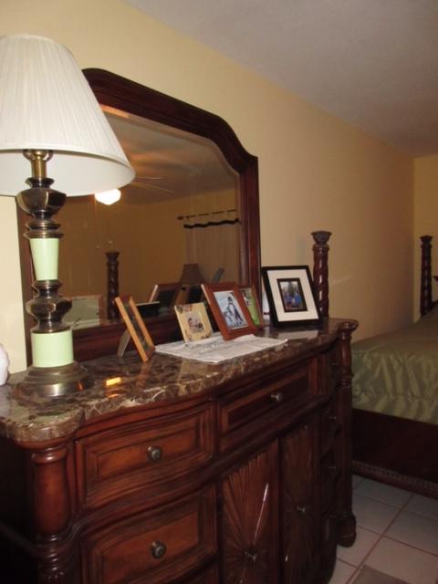 COLONIAL CLUB CONDO SEC 2 - Residential