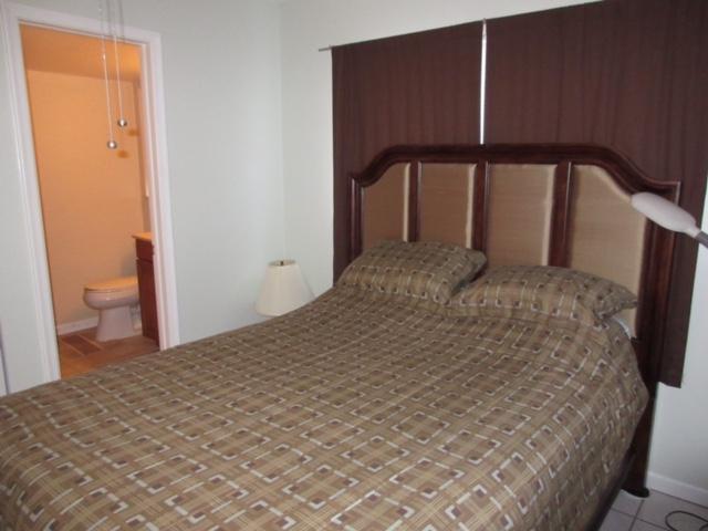 COLONIAL CLUB CONDO SEC 2 - Residential