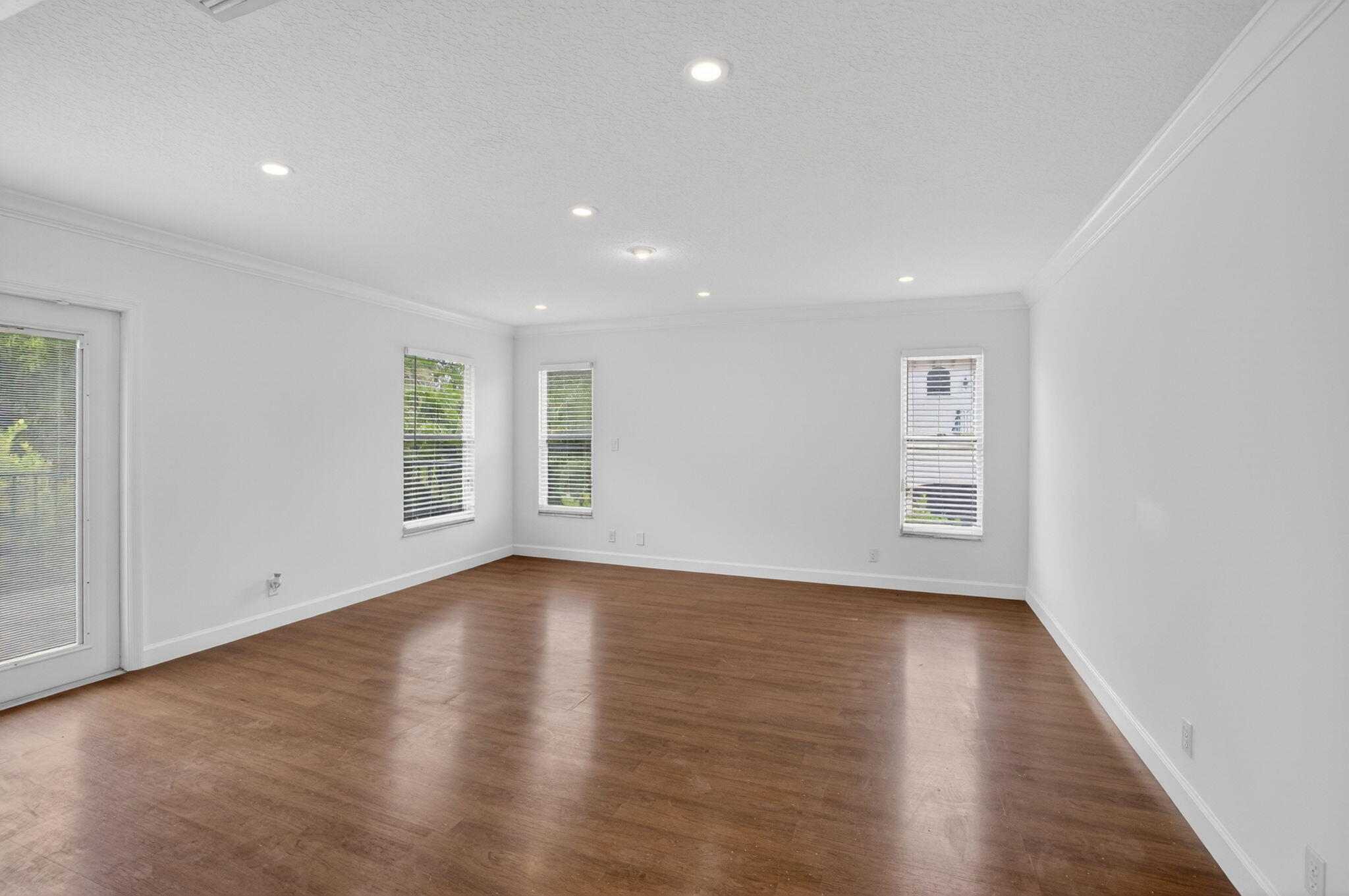 LONG LAKE ESTATES 1 AS - Residential
