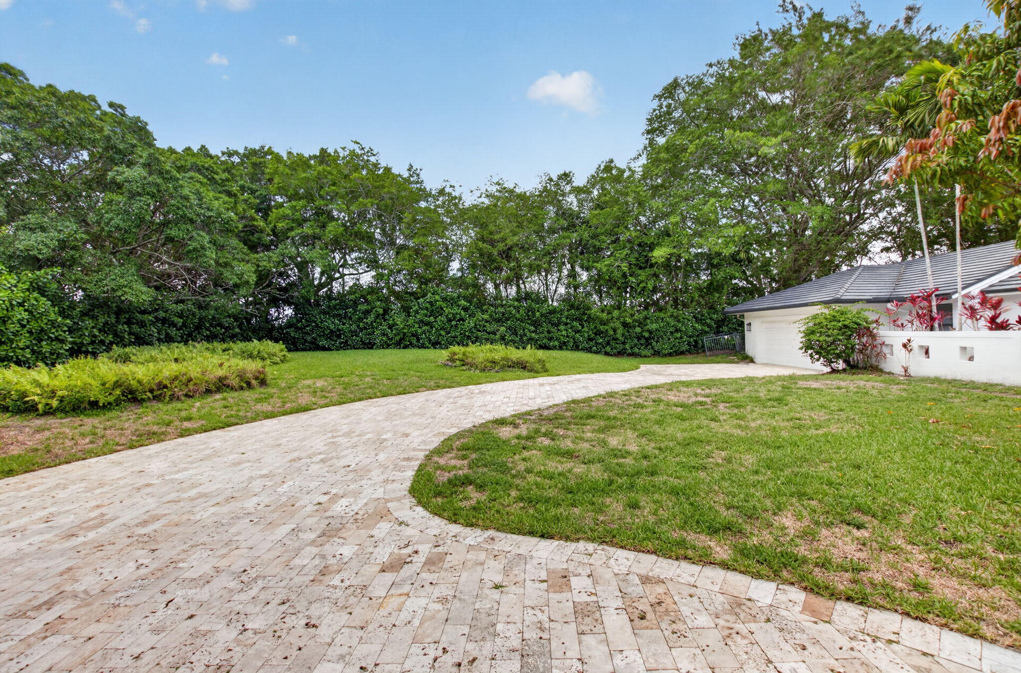 LONG LAKE ESTATES 1 AS - Residential