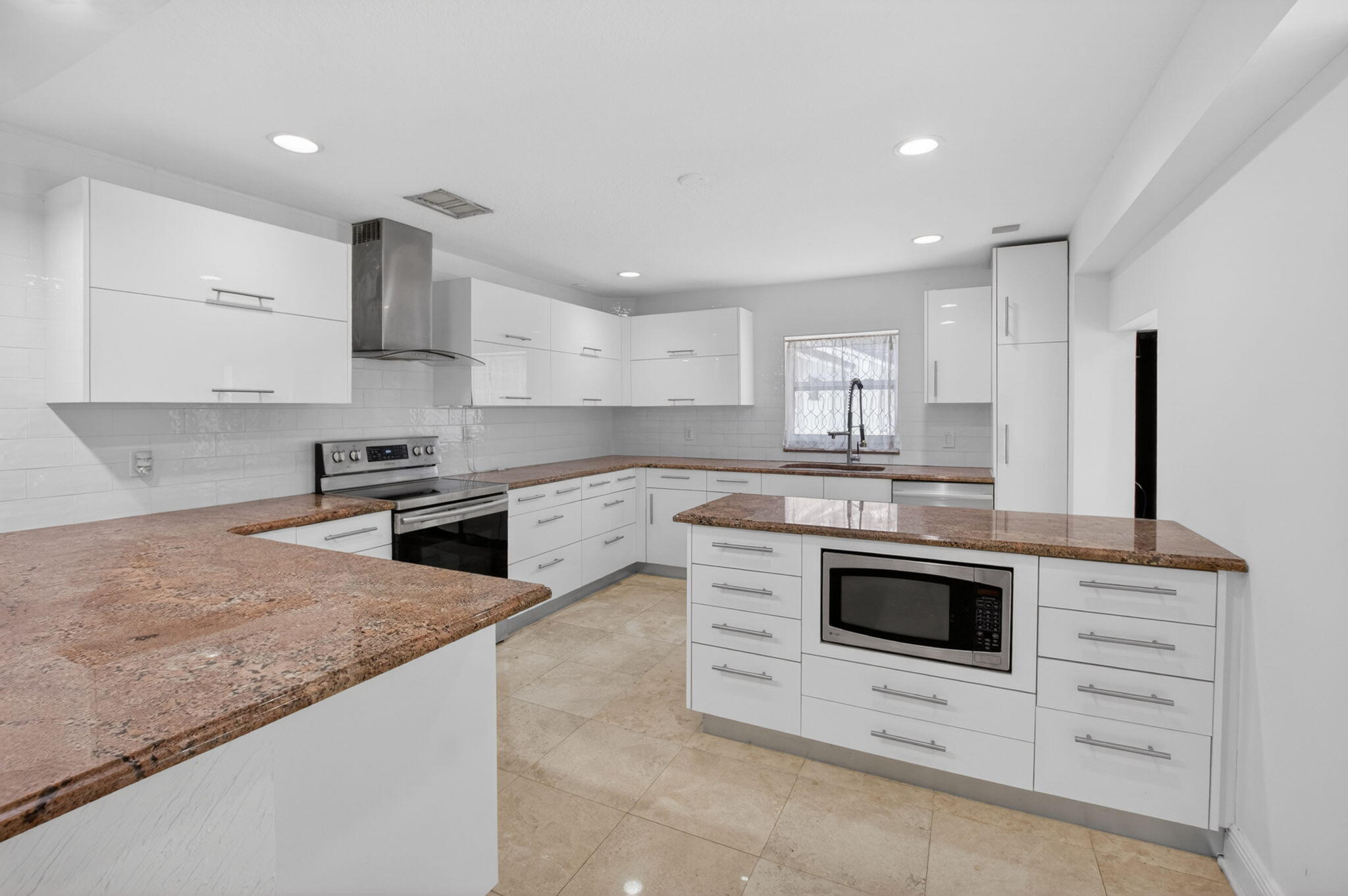 LONG LAKE ESTATES 1 AS - Residential