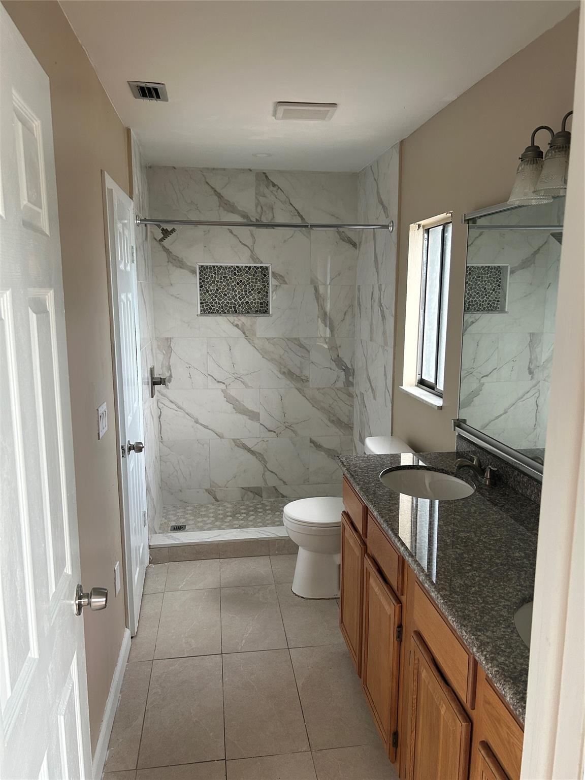 COUNTRY AS - Residential Lease