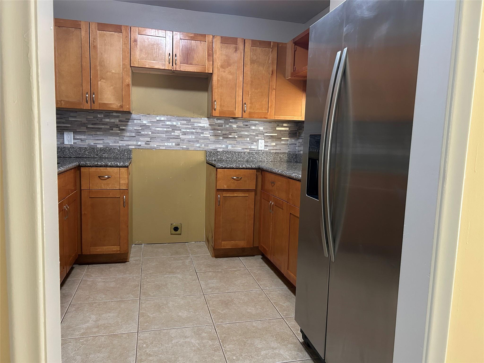 COUNTRY AS - Residential Lease