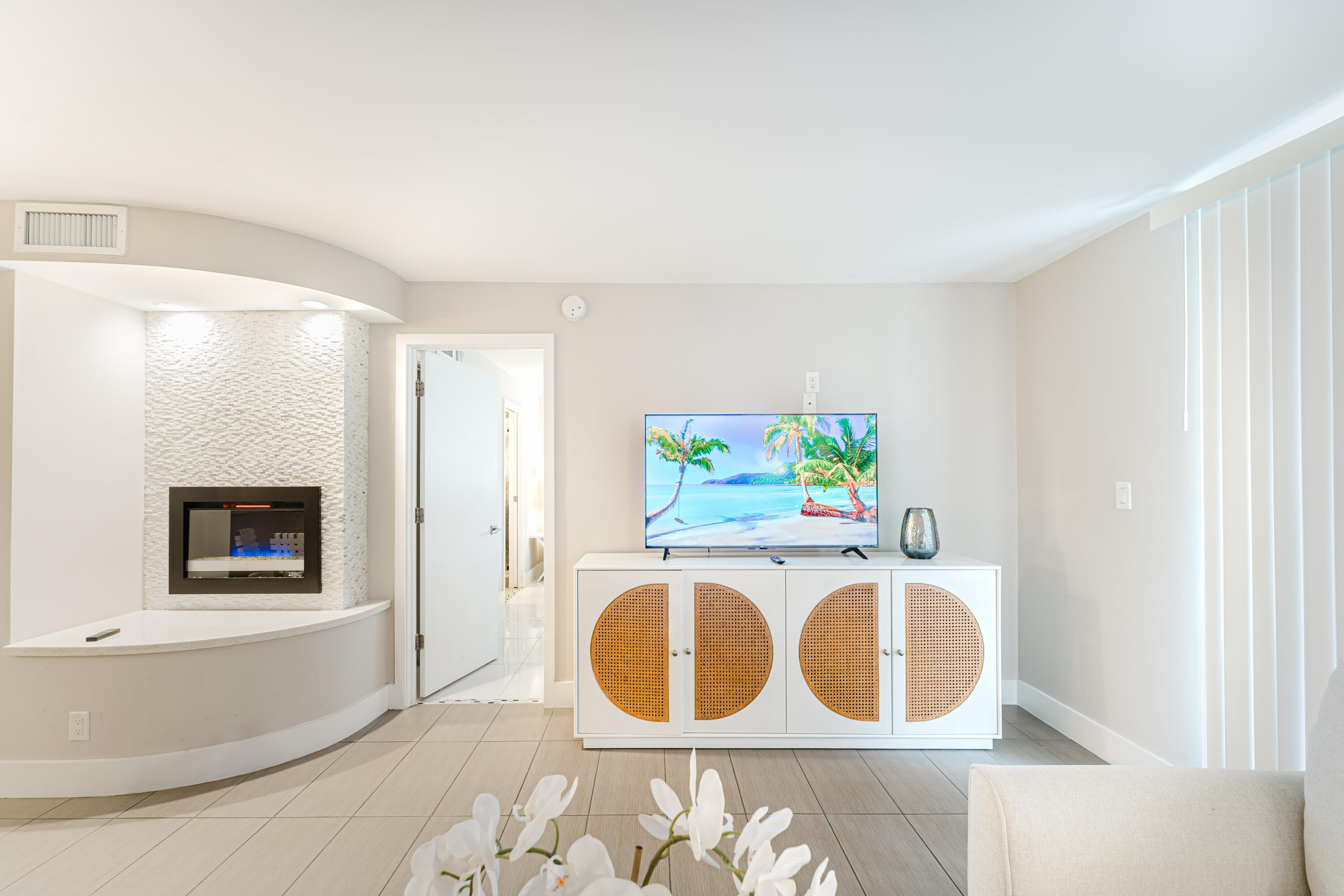 BOCA RATON RIVIERA UNIT D - Residential Lease