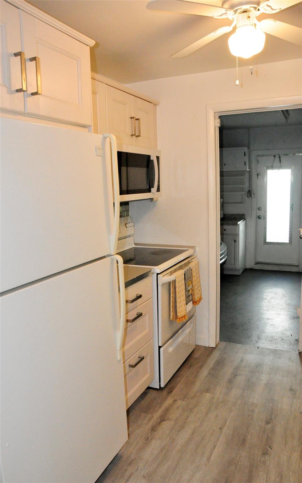 Leisureville - Residential