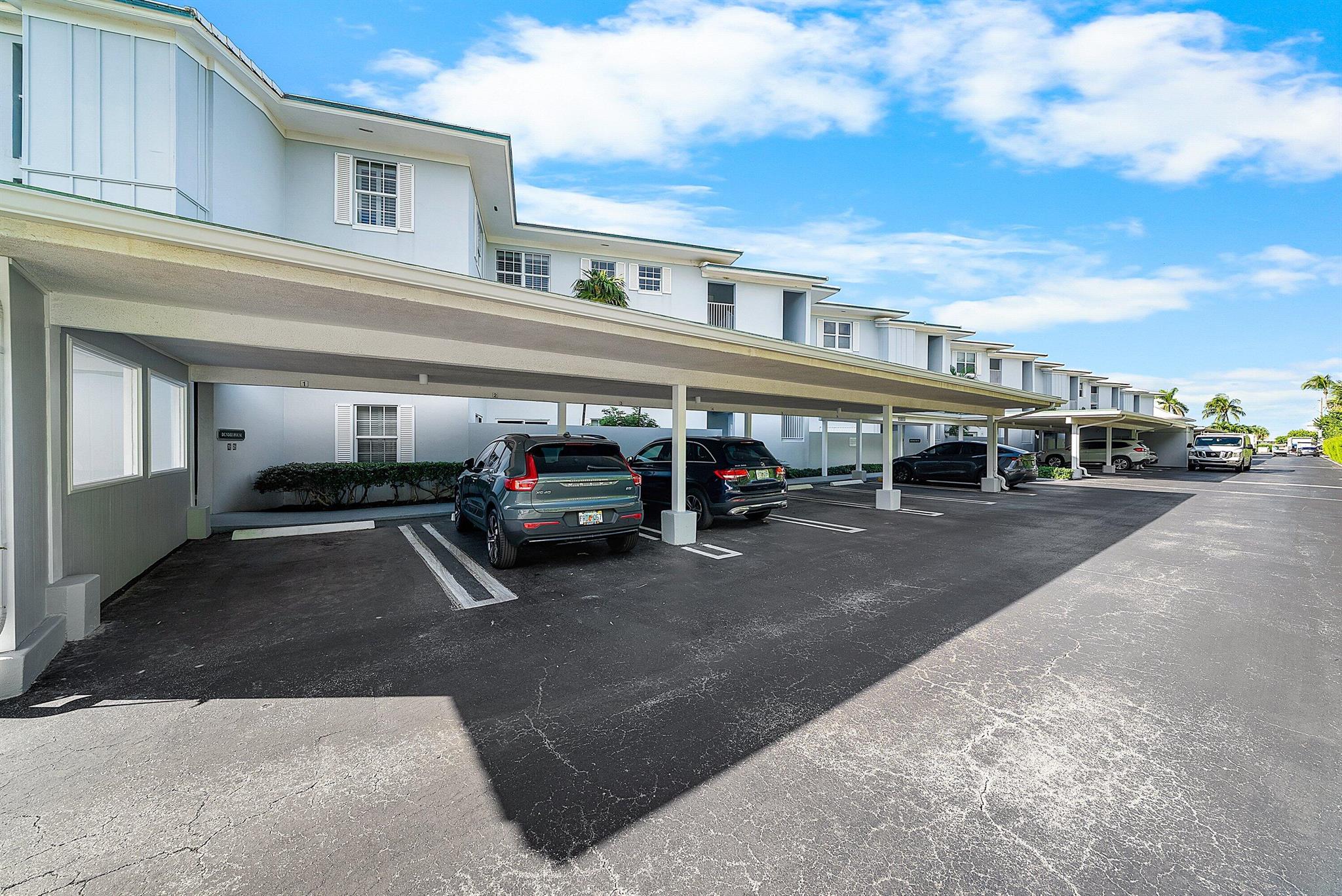 ST ANDREWS OCEAN CONDO - Residential