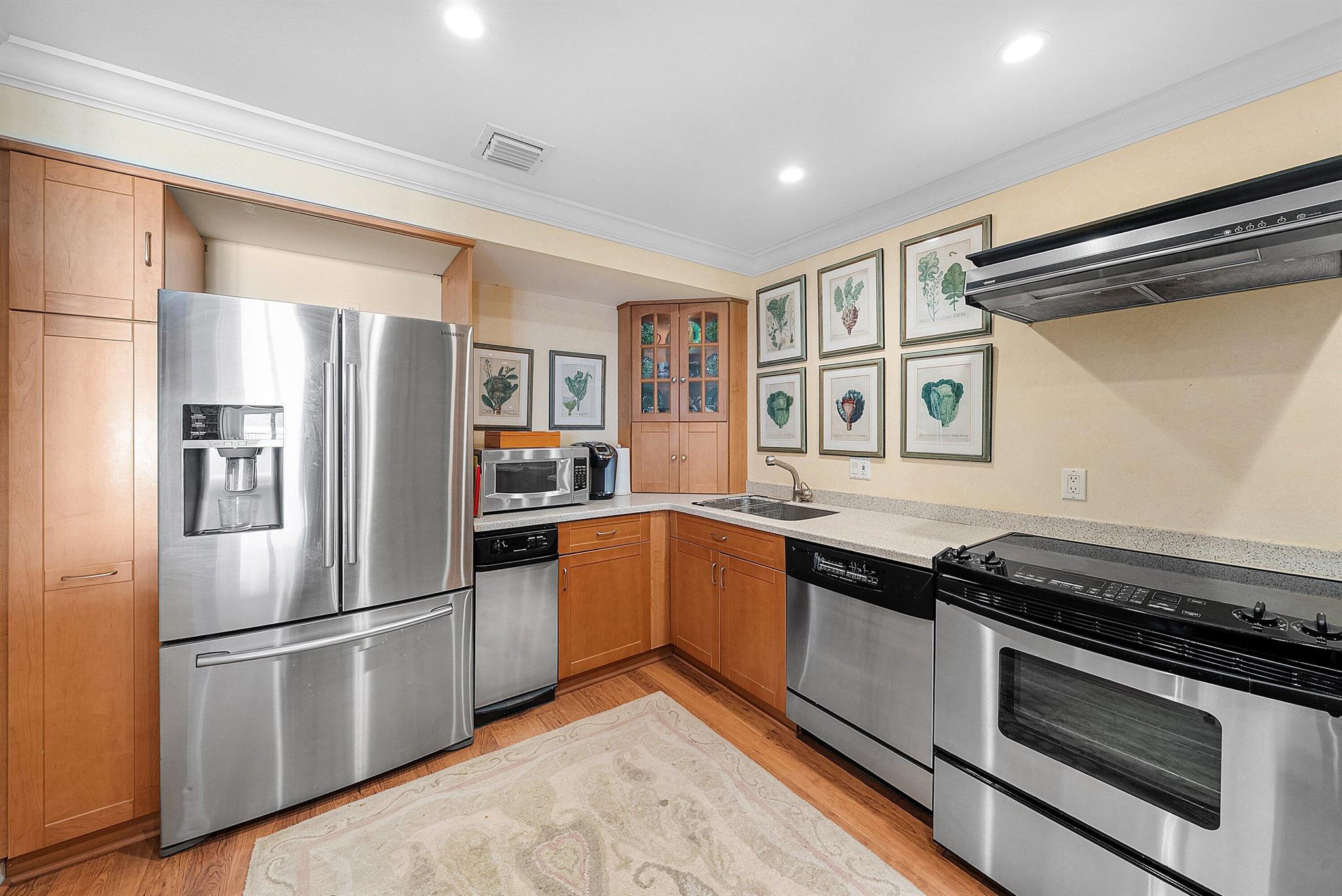 ST ANDREWS OCEAN CONDO - Residential