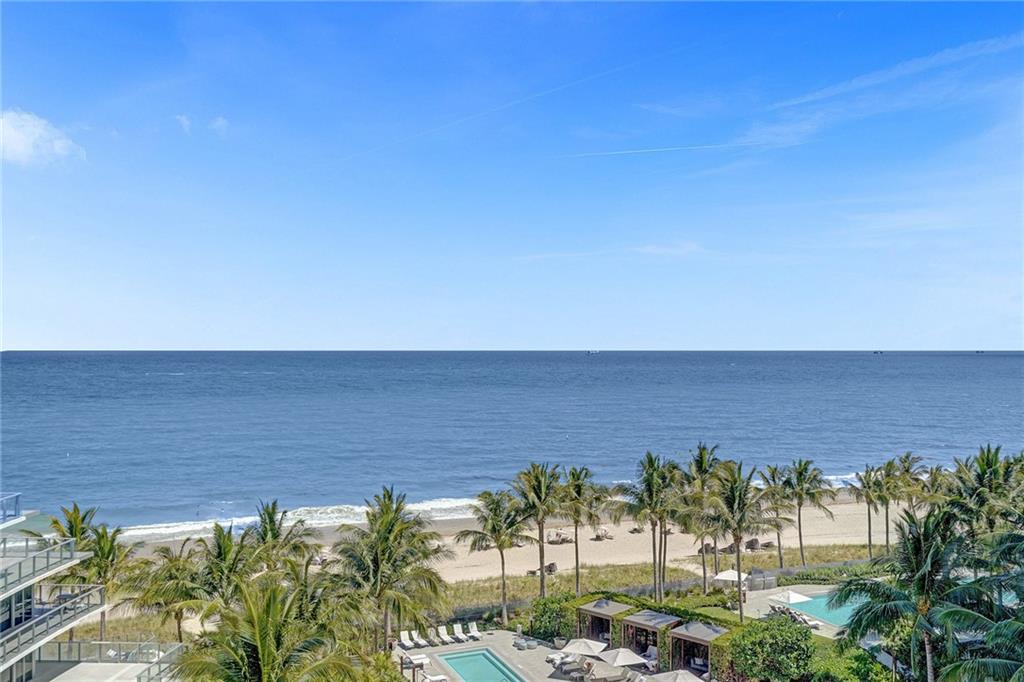 AUBERGE BEACH RESIDENCES - Residential