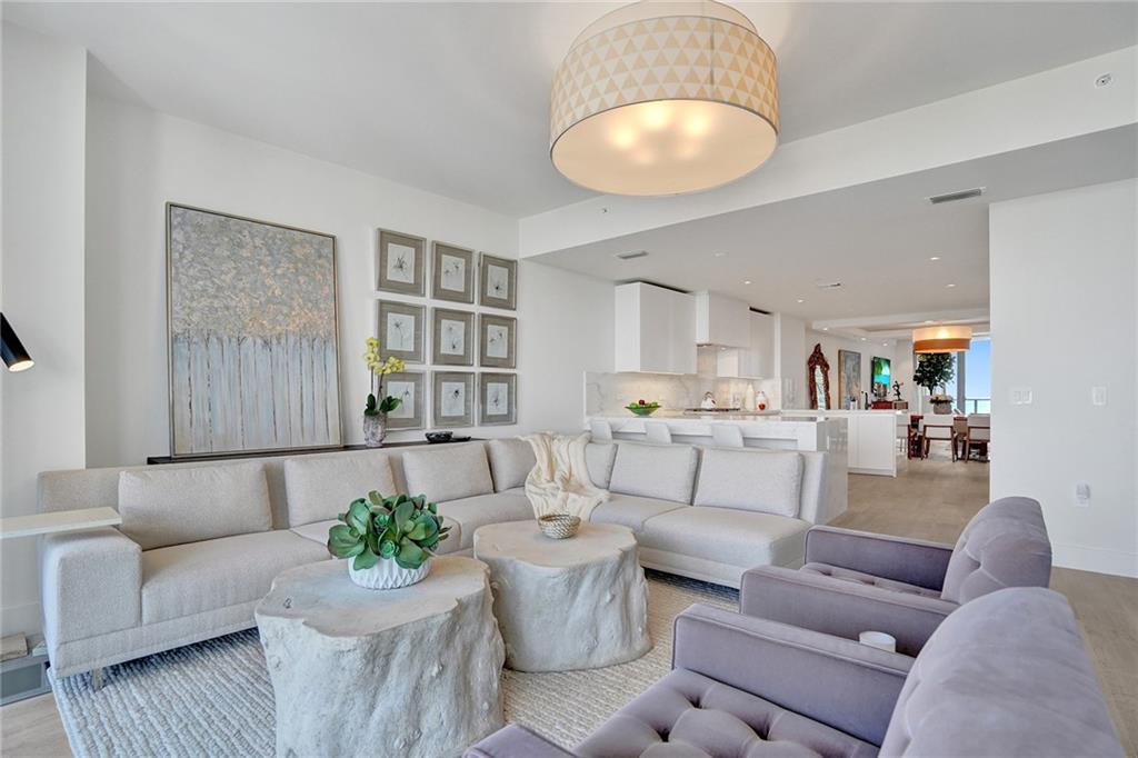 AUBERGE BEACH RESIDENCES - Residential