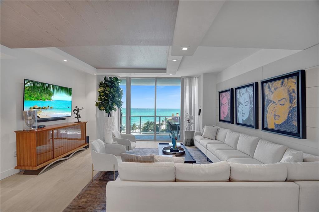 AUBERGE BEACH RESIDENCES - Residential