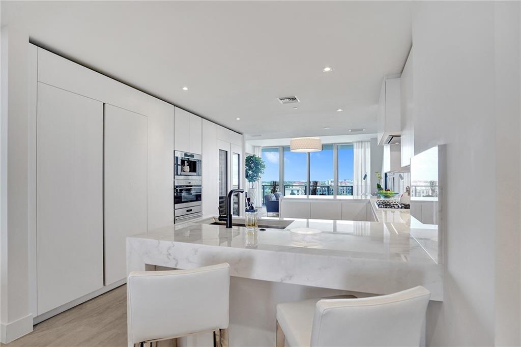 AUBERGE BEACH RESIDENCES - Residential