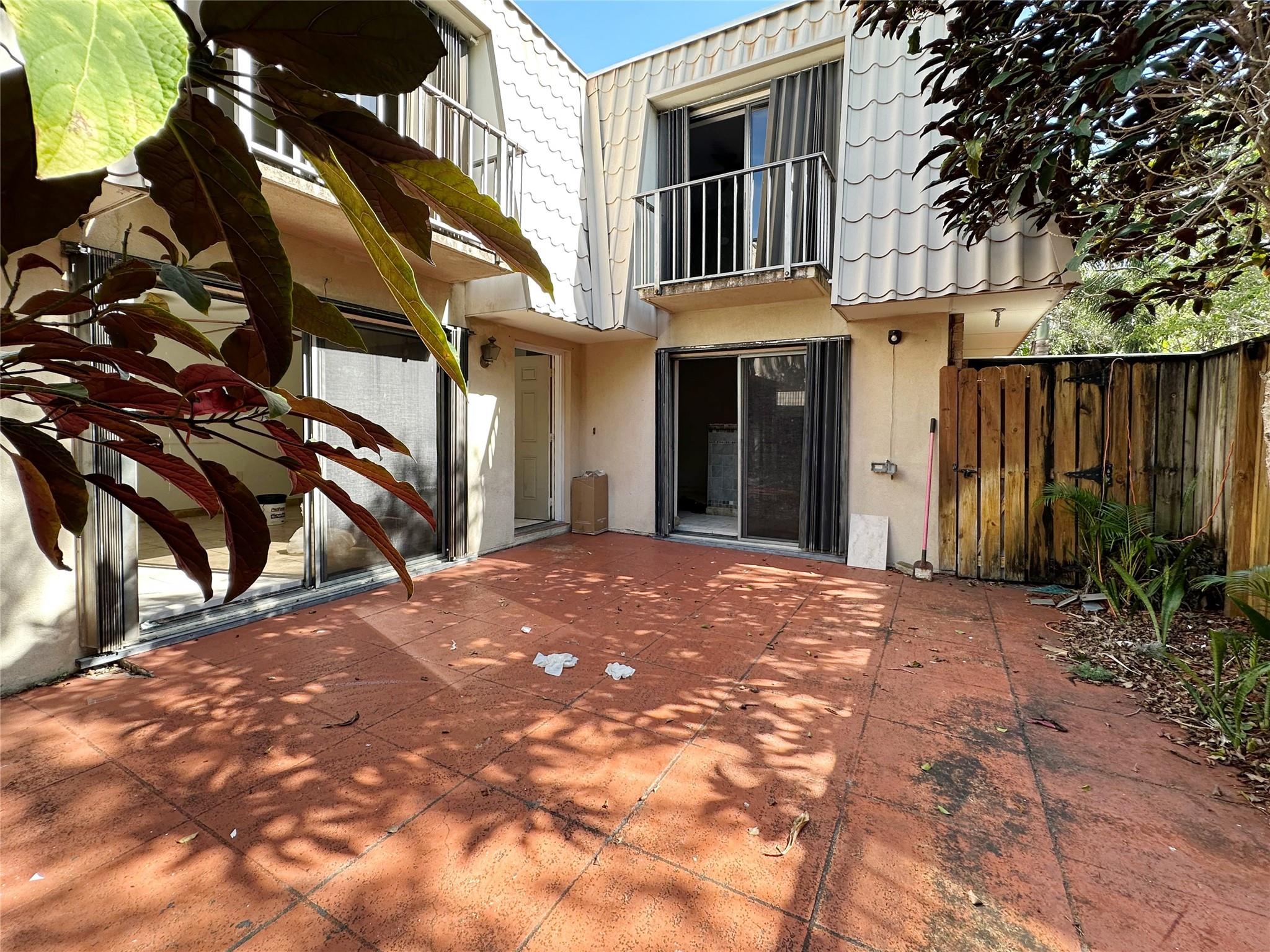 Embassy Park Condo - Residential Lease