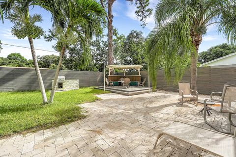 A home in Lake Worth Beach