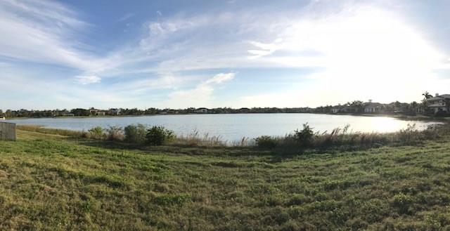 ESTATES OF SWAN LAKE - Land