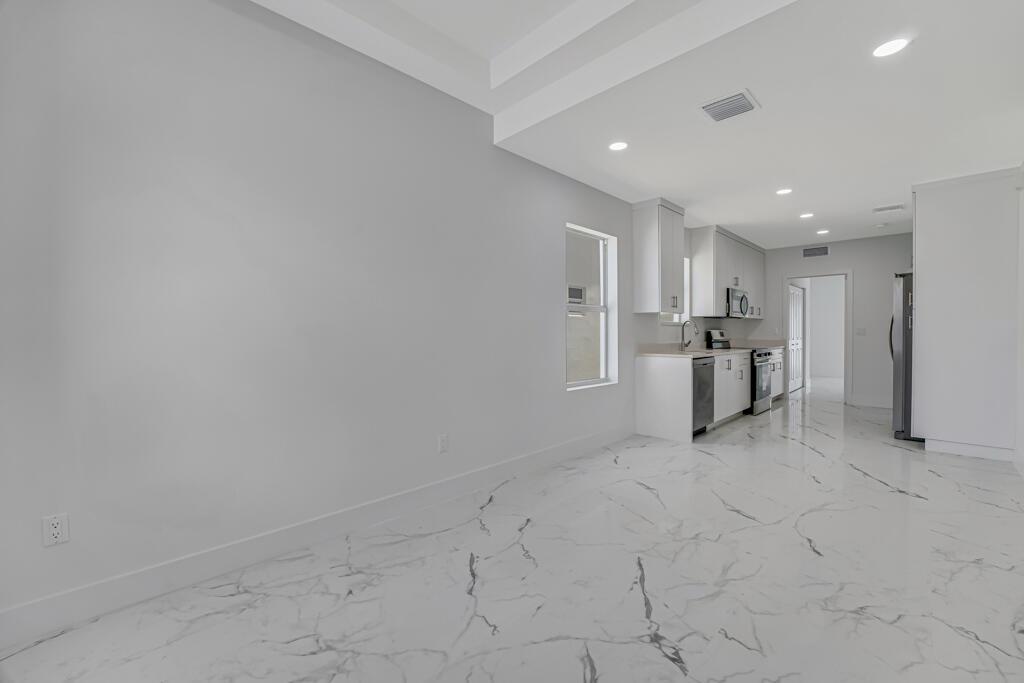 410 NW 13th Avenue