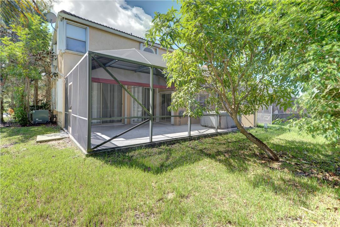 West Glen Manor 145-7 B - Residential