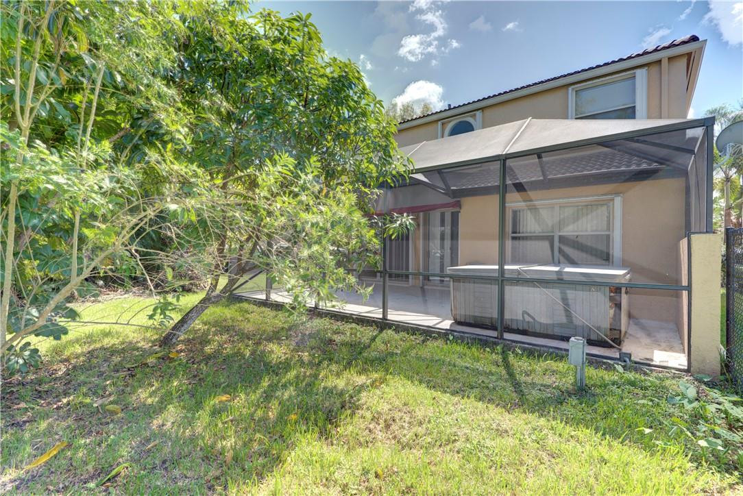 West Glen Manor 145-7 B - Residential