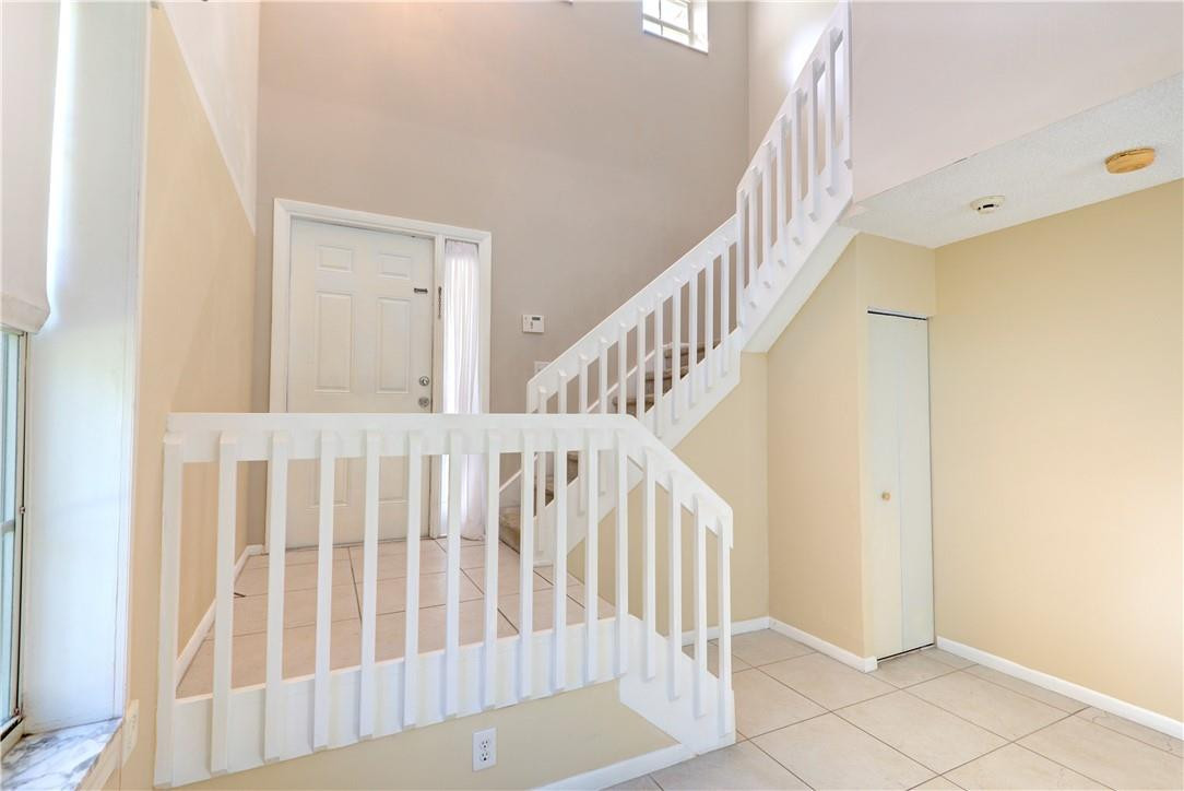 West Glen Manor 145-7 B - Residential