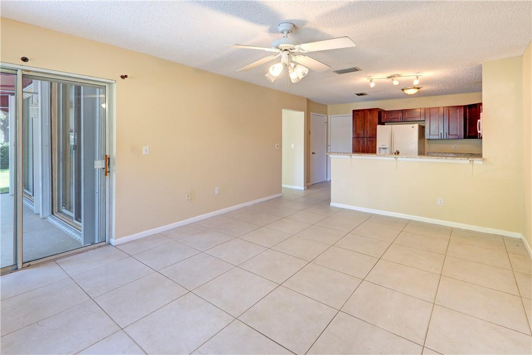 West Glen Manor 145-7 B - Residential