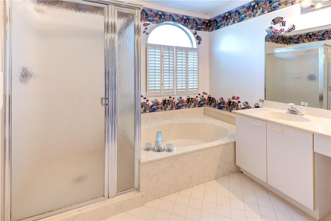 West Glen Manor 145-7 B - Residential