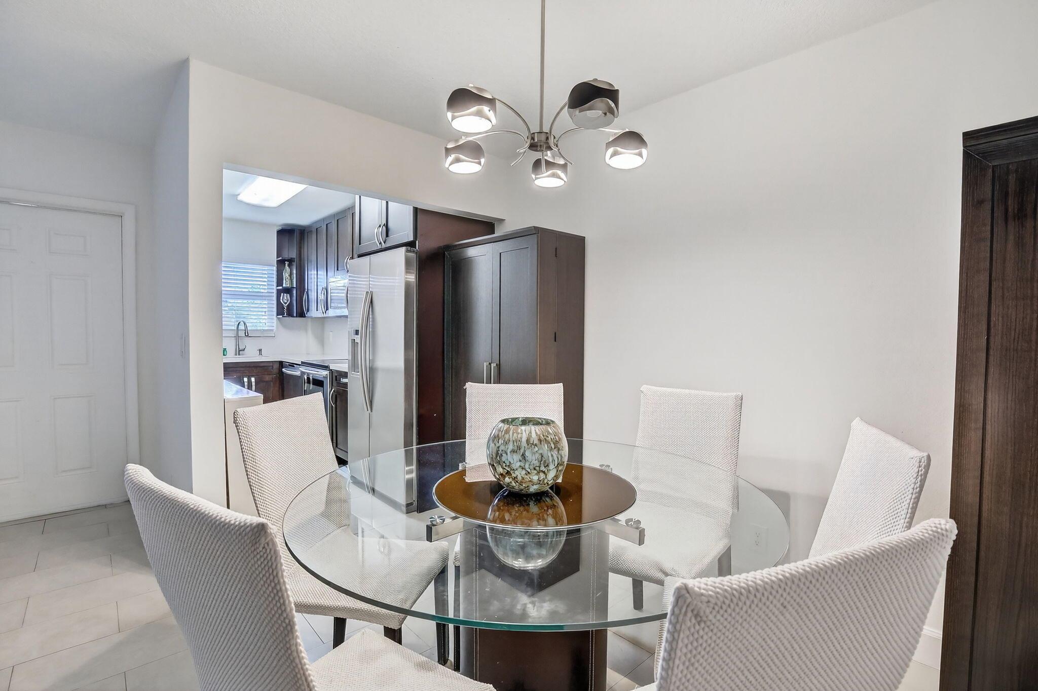 PARADISE VILLAS CONDO - Residential Lease
