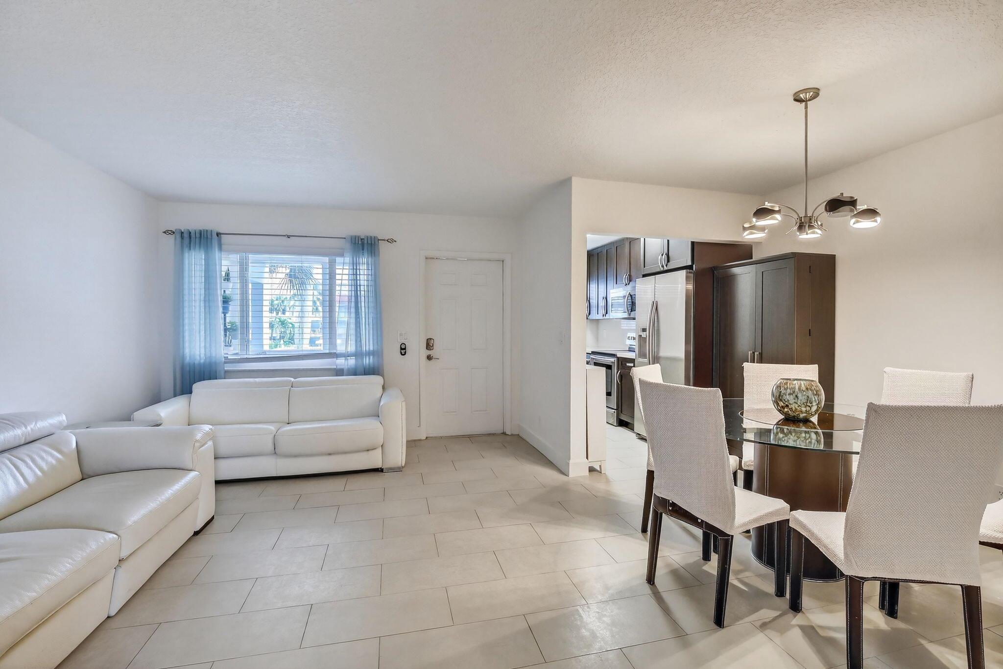 PARADISE VILLAS CONDO - Residential Lease