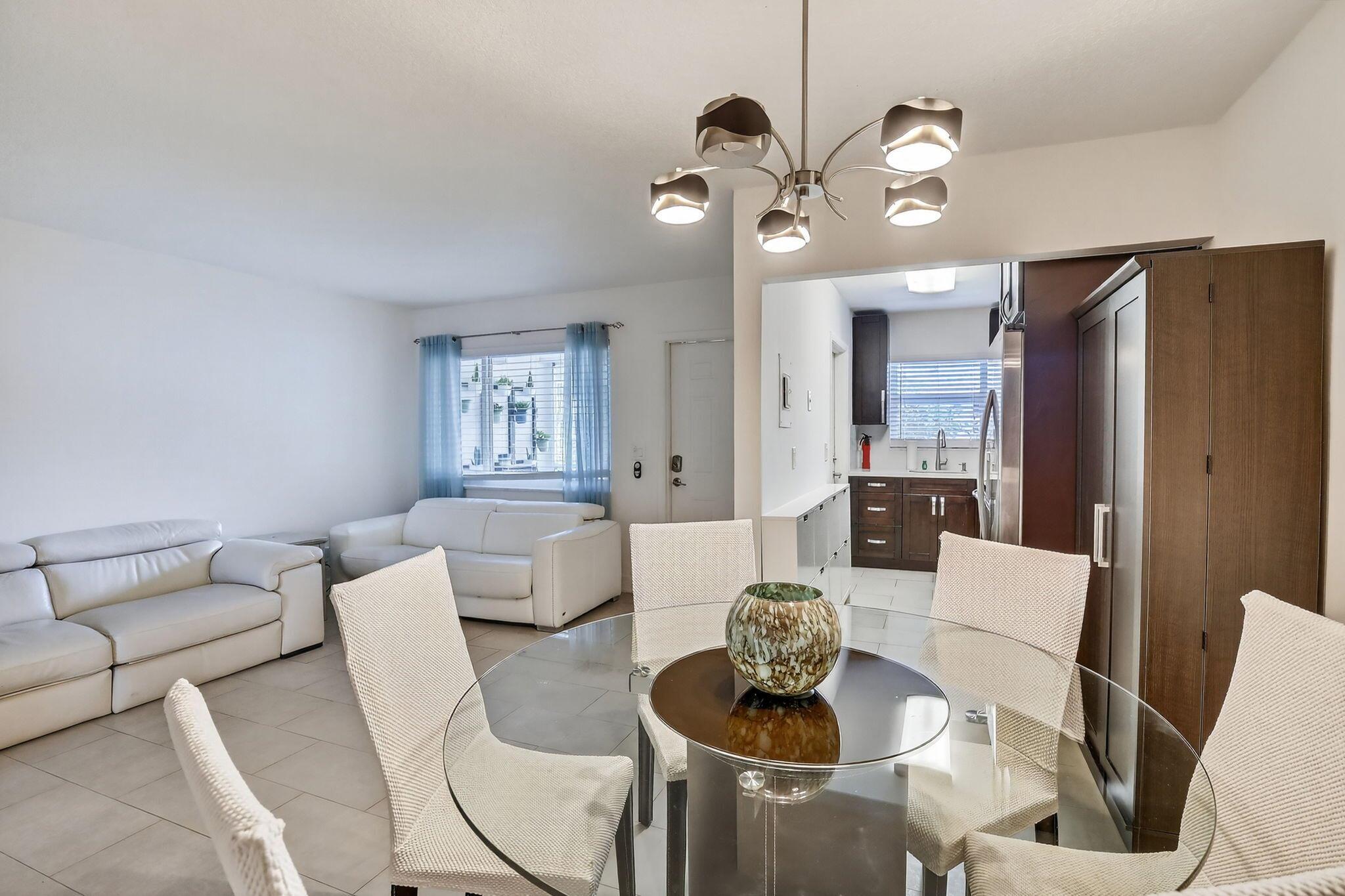 PARADISE VILLAS CONDO - Residential Lease
