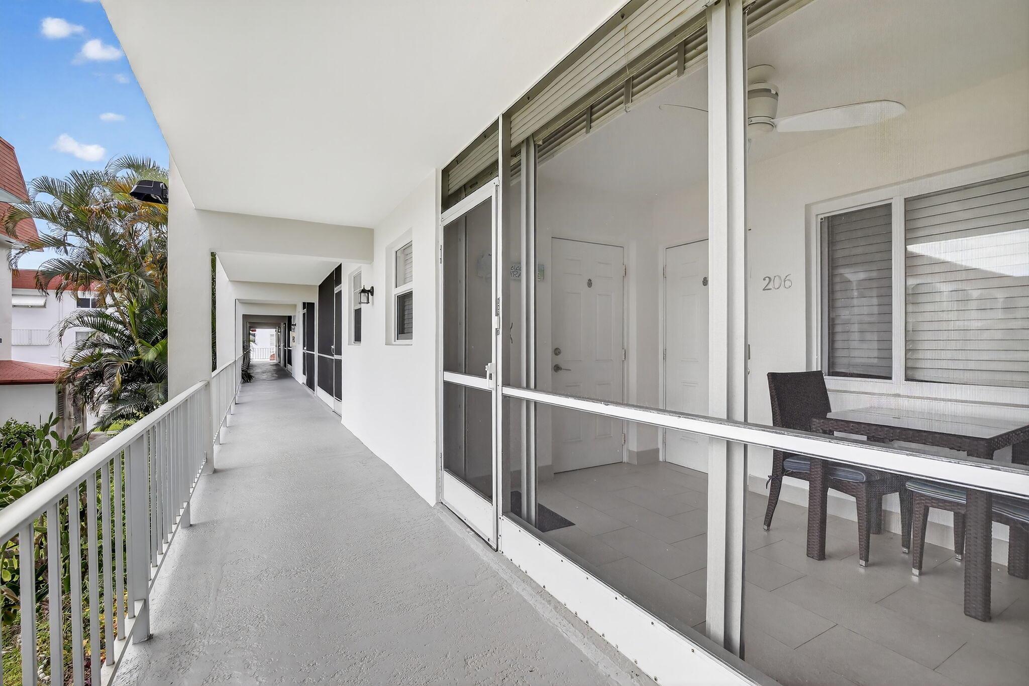 PARADISE VILLAS CONDO - Residential Lease