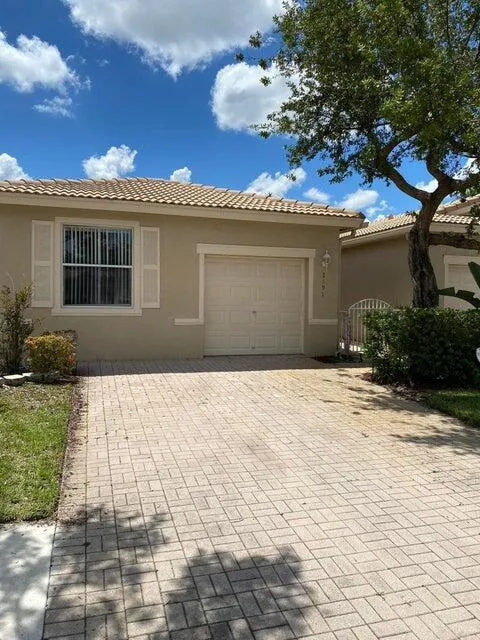 2191 Umbrella Cay, West Palm Beach, FL MLS: R11092137