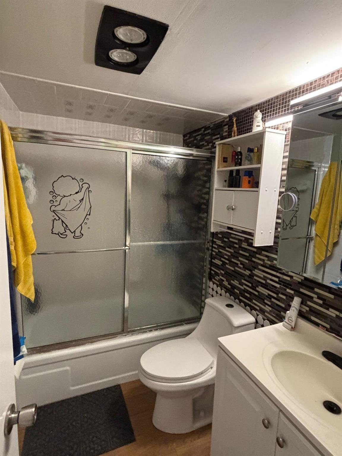 HASTINGS CONDOMINIUMS A T - Residential