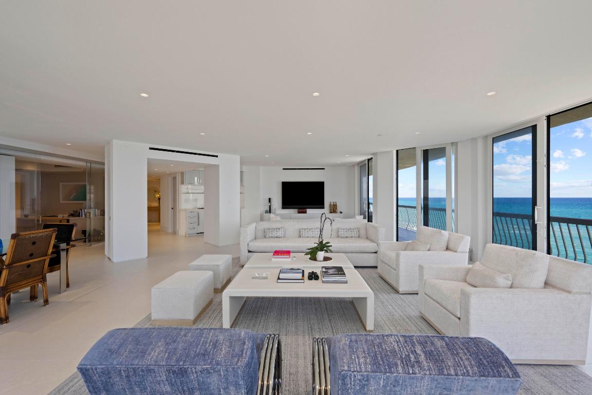 TWENTY ONE HUNDRED CONDO - Residential