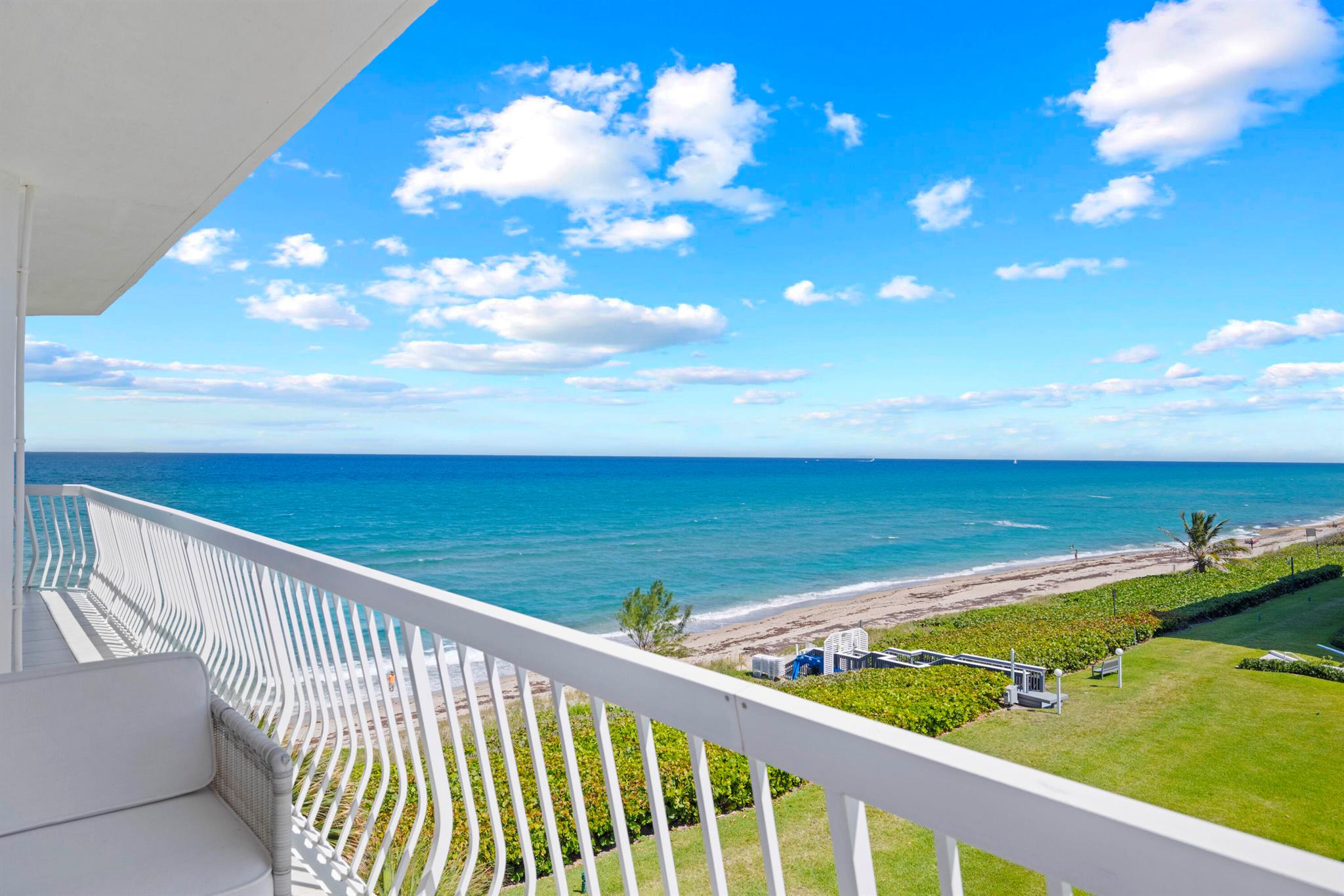 TWENTY ONE HUNDRED CONDO - Residential