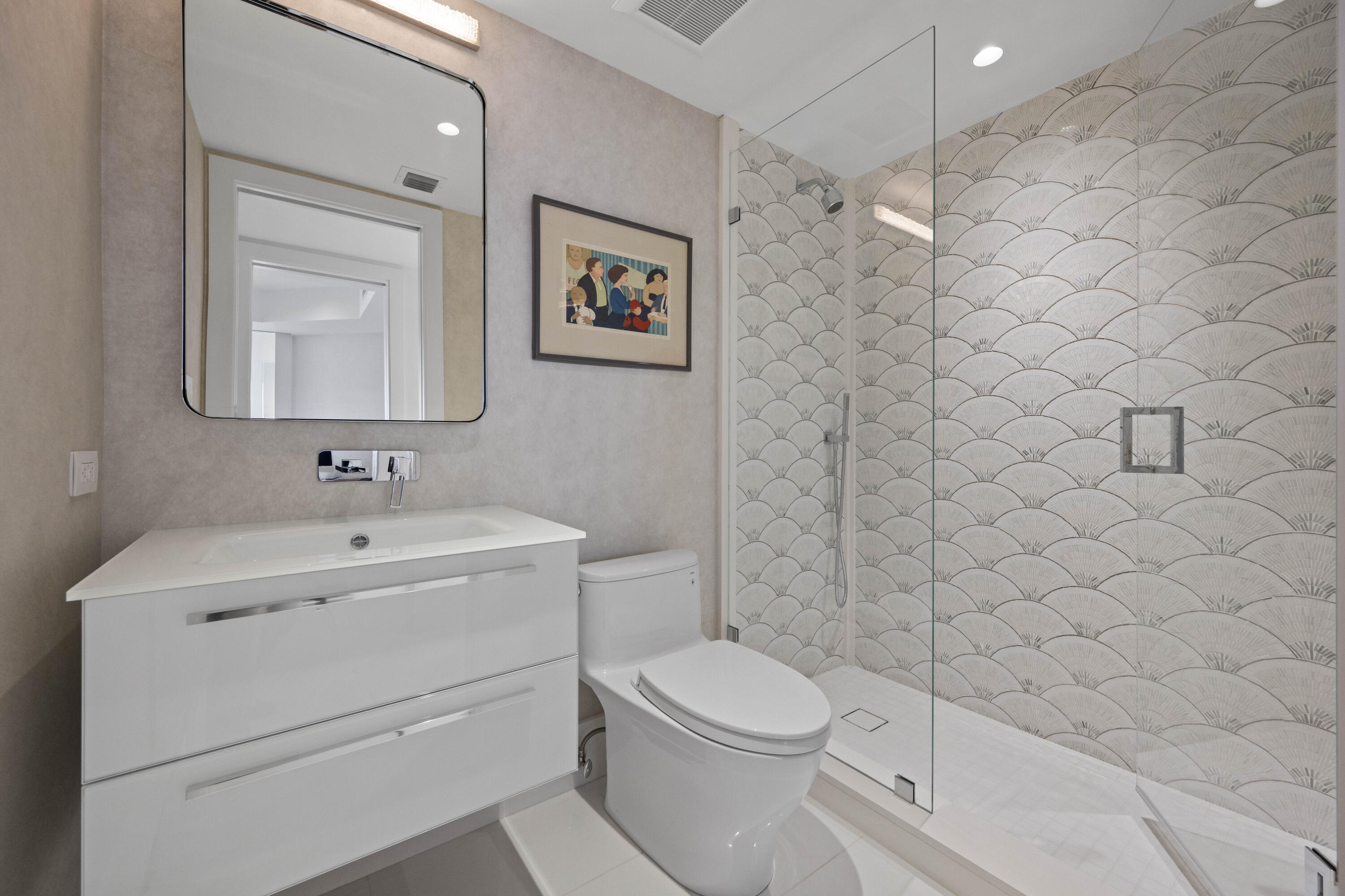 TWENTY ONE HUNDRED CONDO - Residential