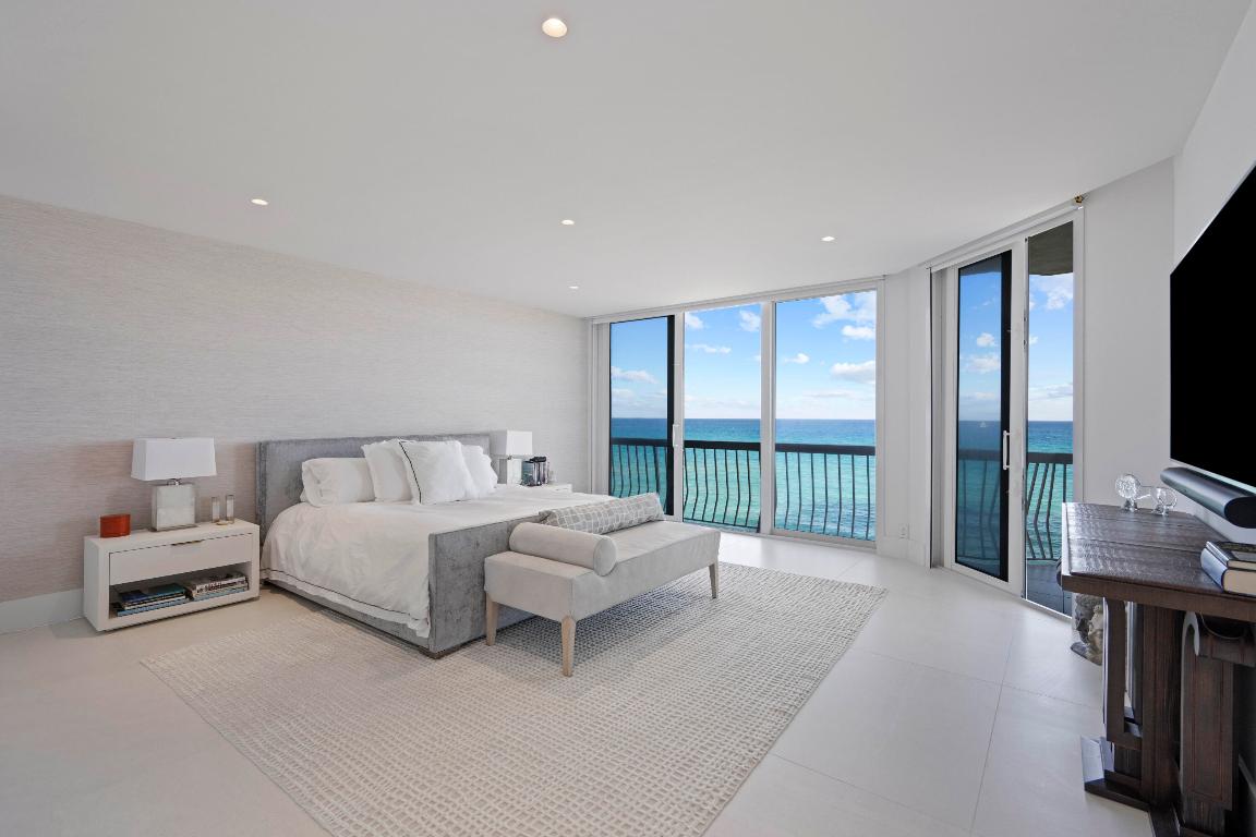 TWENTY ONE HUNDRED CONDO - Residential