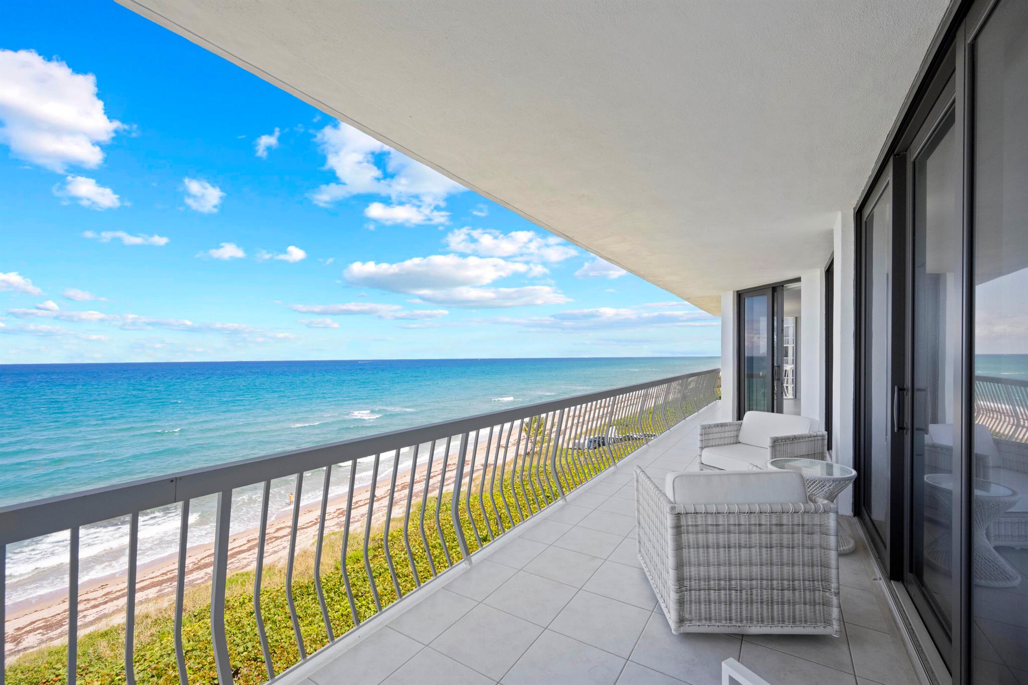 TWENTY ONE HUNDRED CONDO - Residential