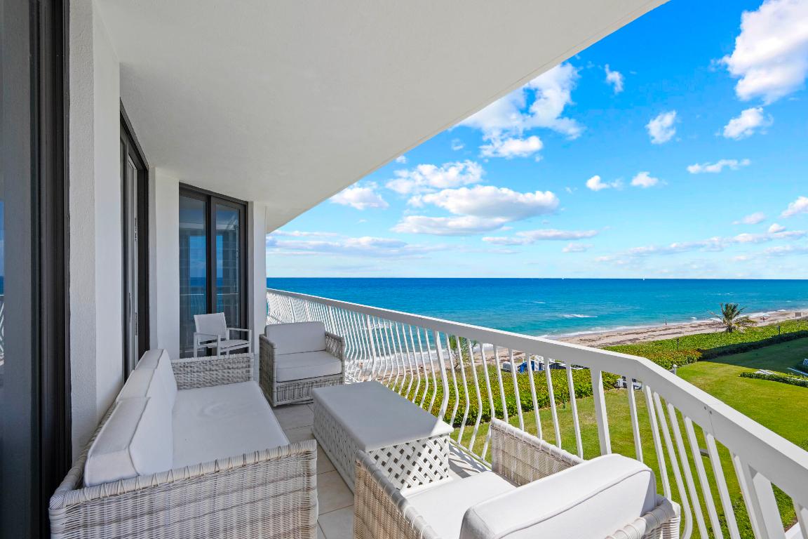 TWENTY ONE HUNDRED CONDO - Residential