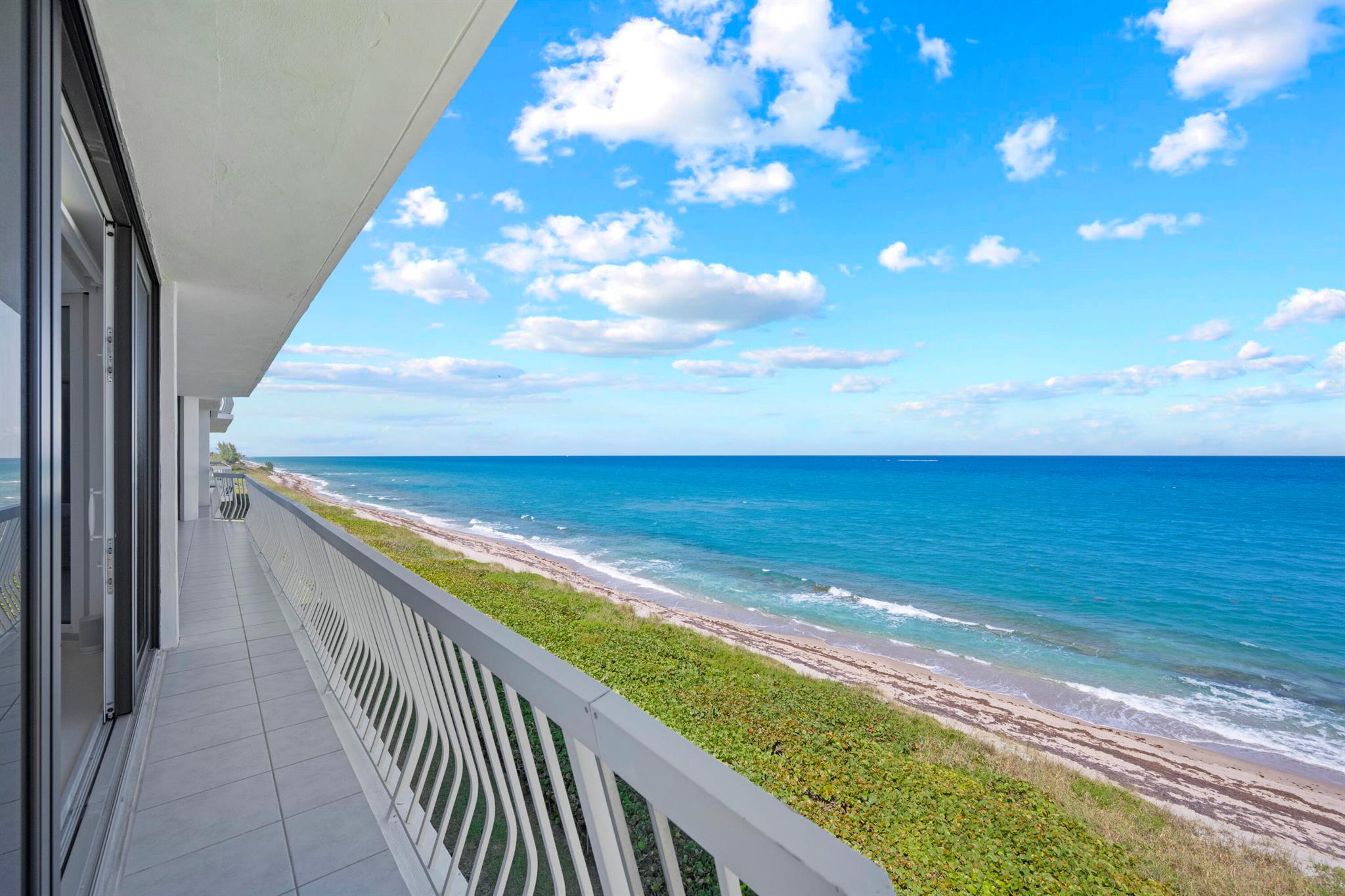 TWENTY ONE HUNDRED CONDO - Residential