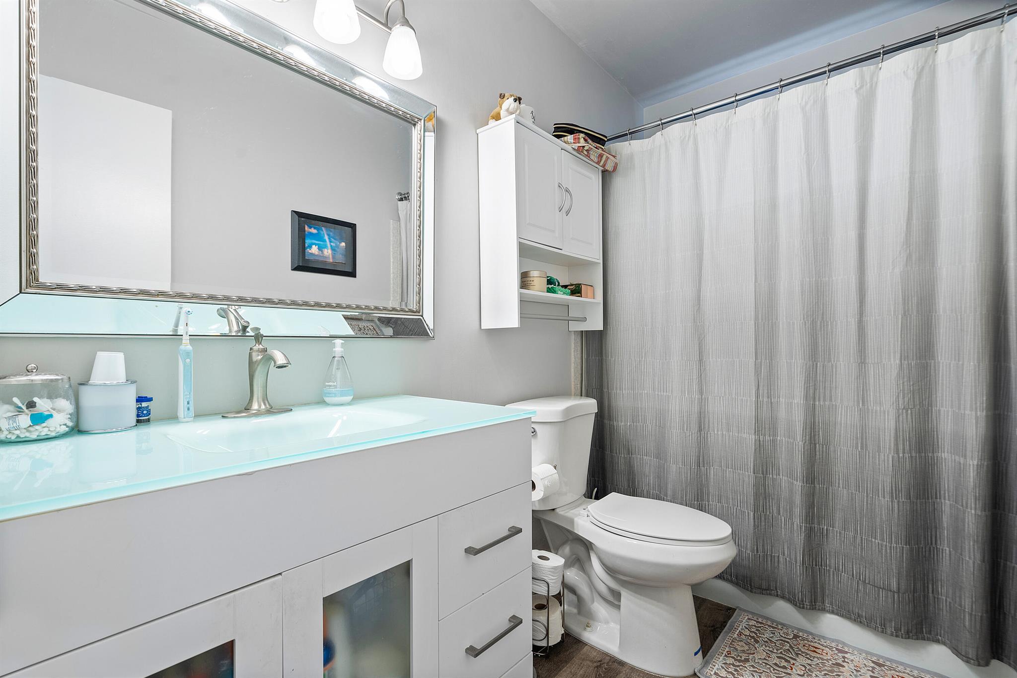 BEACHSIDE CONDO - Residential Income