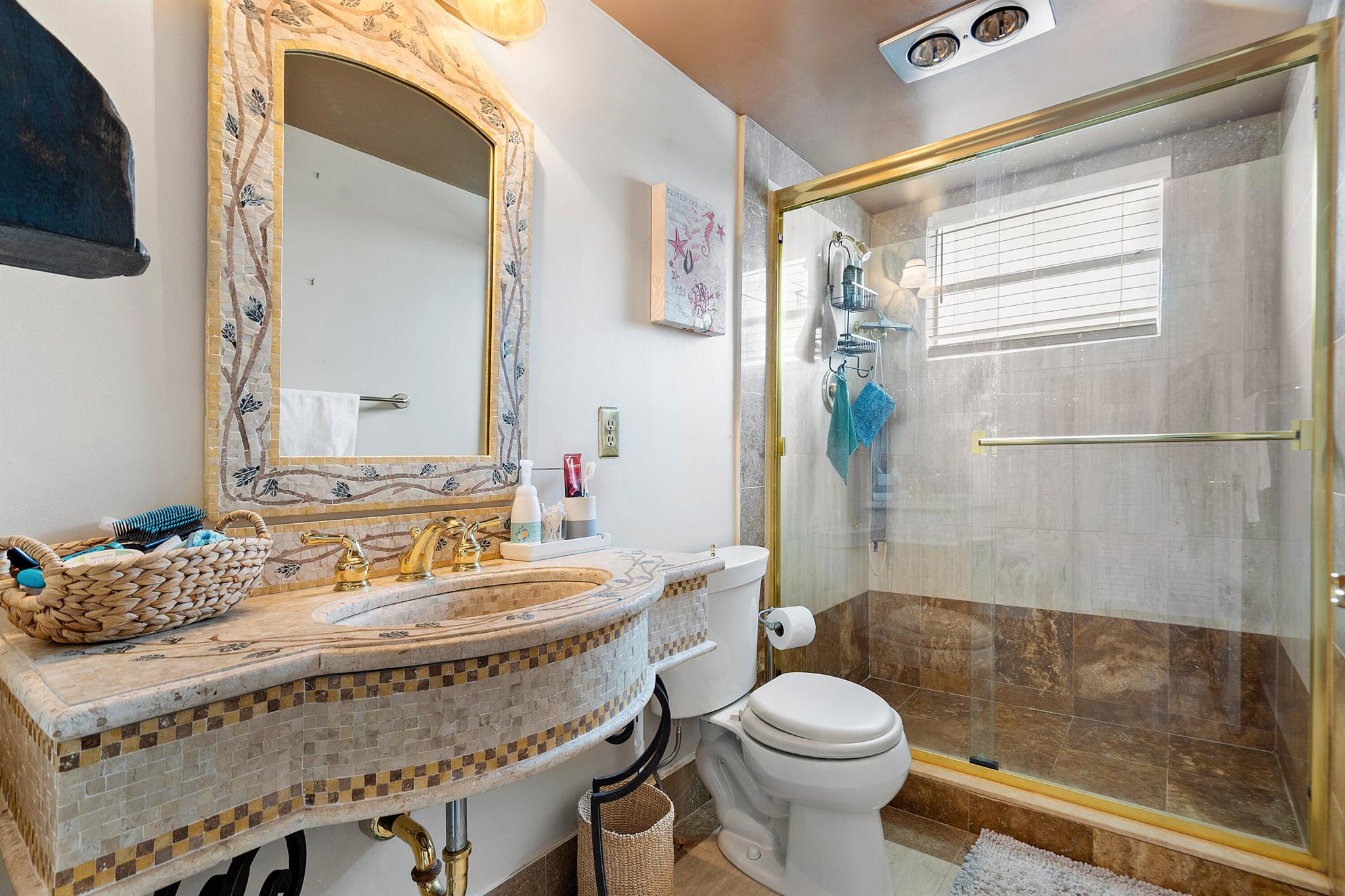 BEACHSIDE CONDO - Residential Income