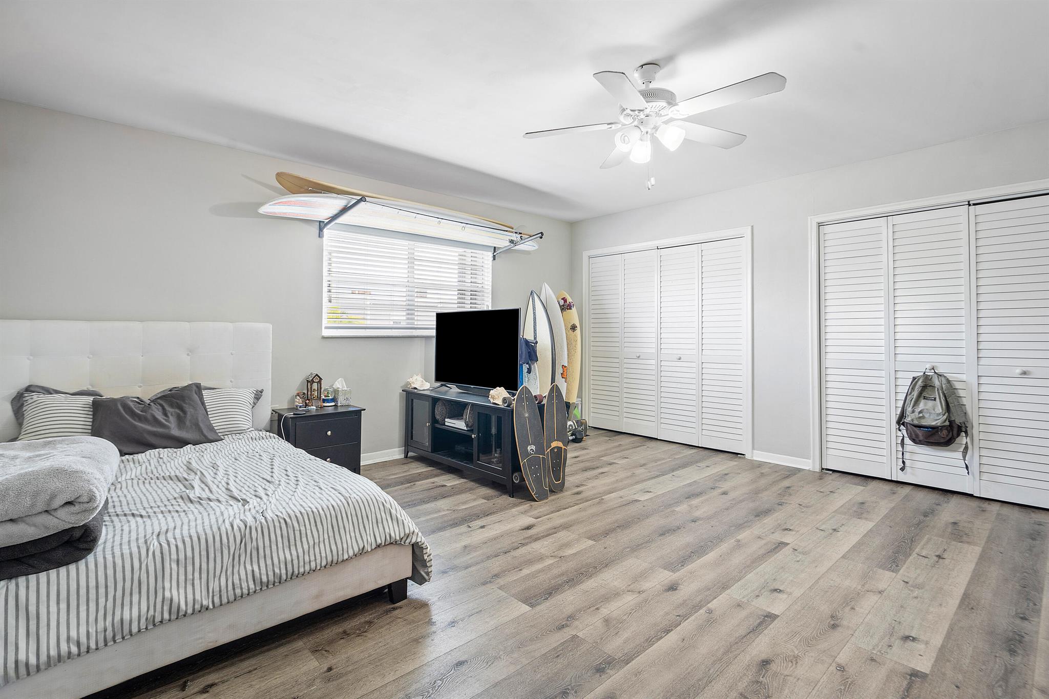 BEACHSIDE CONDO - Residential Income