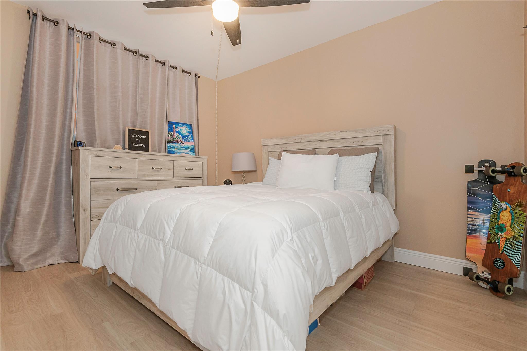 Lighthouse Point Plaza - Residential