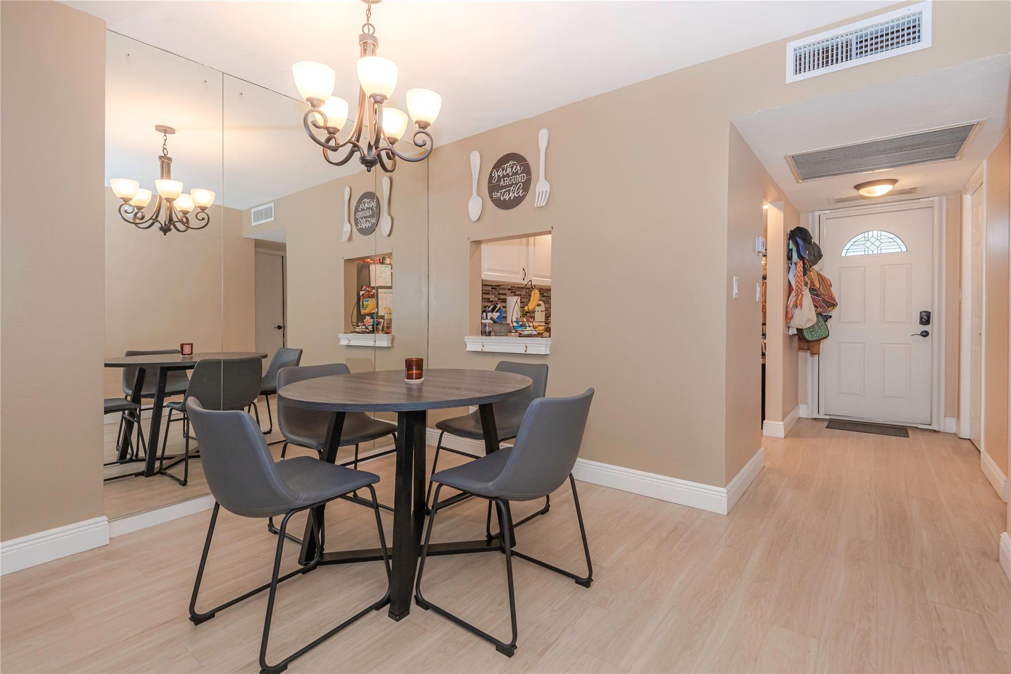 Lighthouse Point Plaza - Residential