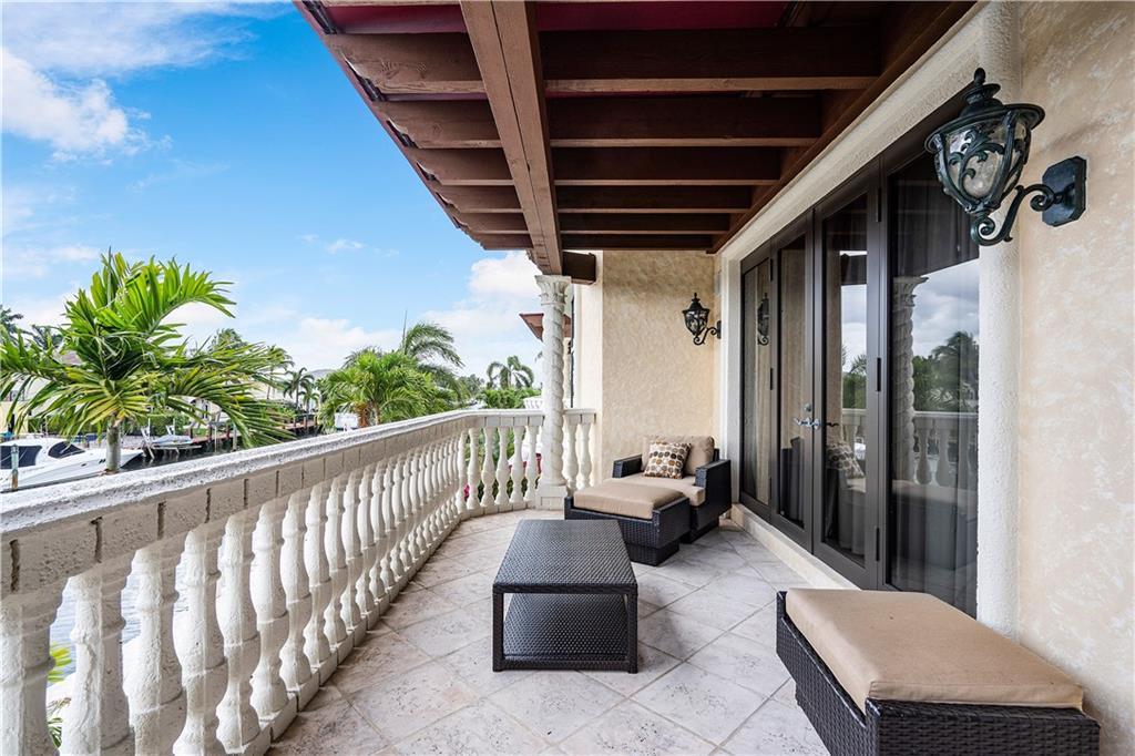 Lighthouse Point 4th Sec - Residential