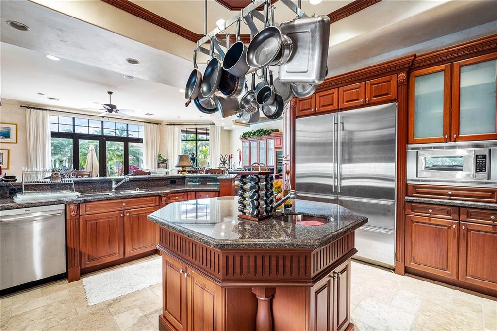 Lighthouse Point 4th Sec - Residential